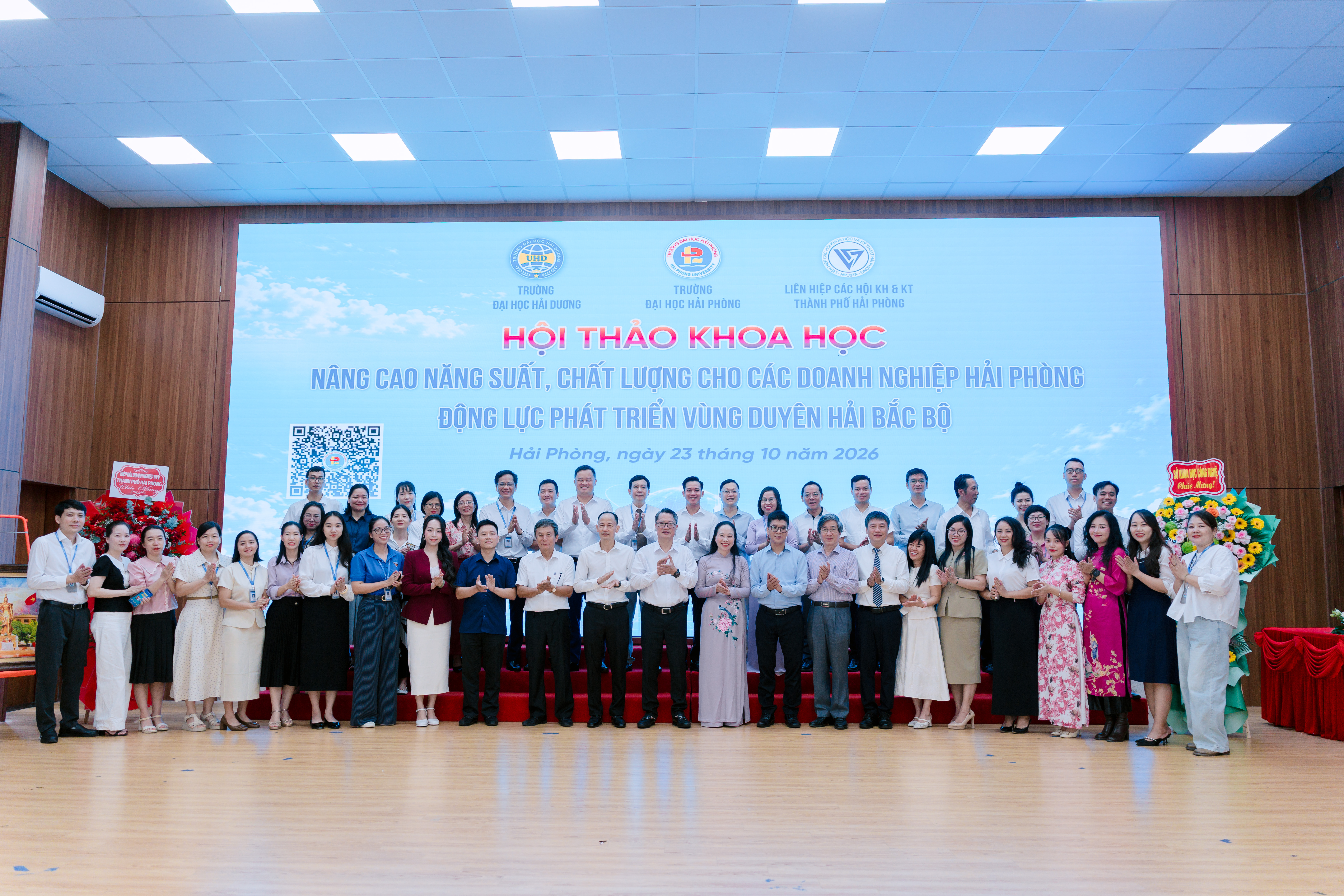 Hội thảo khoa học “Nâng cao năng suất, chất lượng cho các doanh nghiệp Hải Phòng - Động lực phát triển vùng Duyên hải Bắc Bộ”